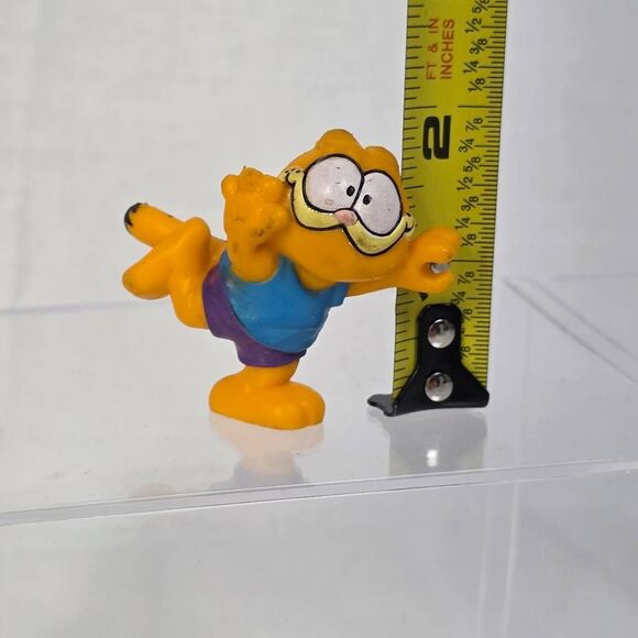 Vintage Garfield PVC Figurine 1980s Jogging Outfit 2" - Picture 3 of 3